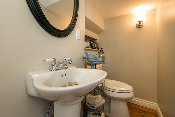 1095 GROVE TERRACE012