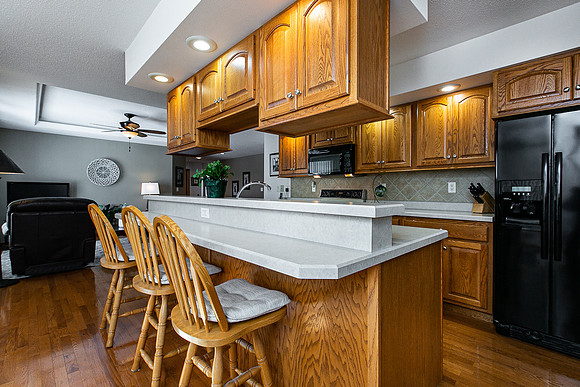 2416 WHEATLAND DR012