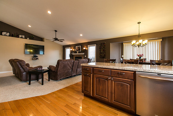 2266 JILL DR008