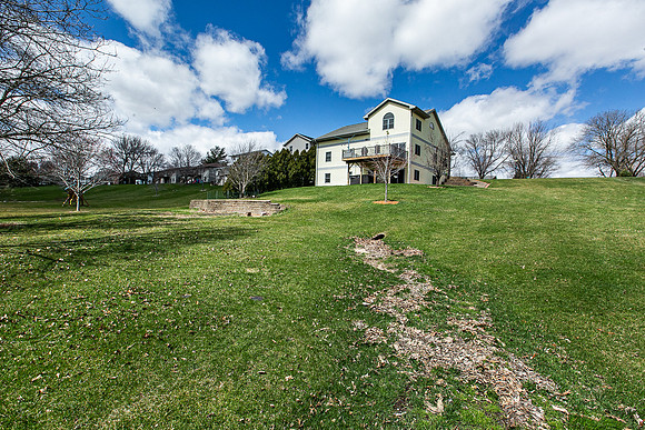 601 7TH AVE SW062