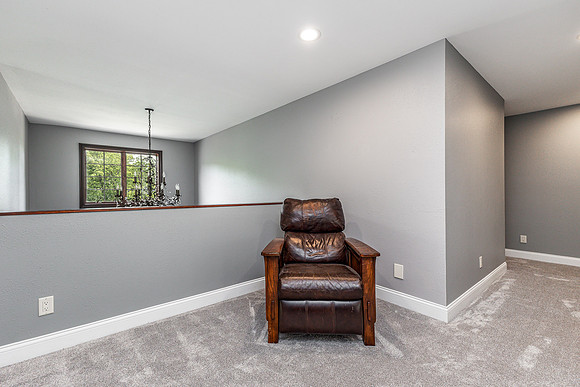 12146 WHISPERING MEADOWS023