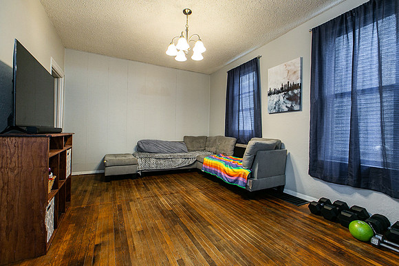 335 KLINGENBERG TERRACE007