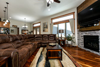 822 7TH ST SW004