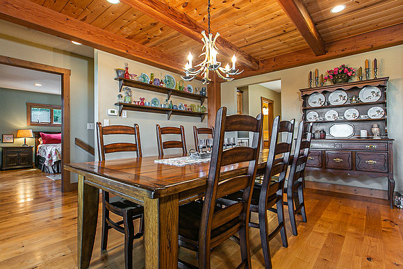 352 ESTES RIDGE022