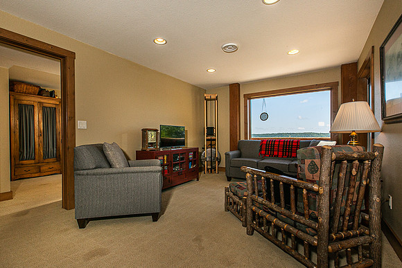 352 ESTES RIDGE037