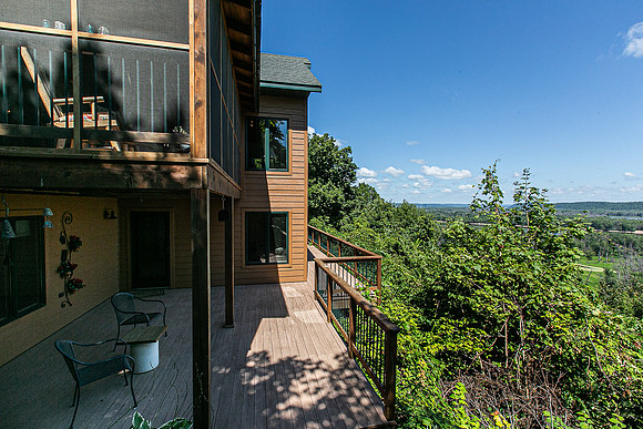 352 ESTES RIDGE050