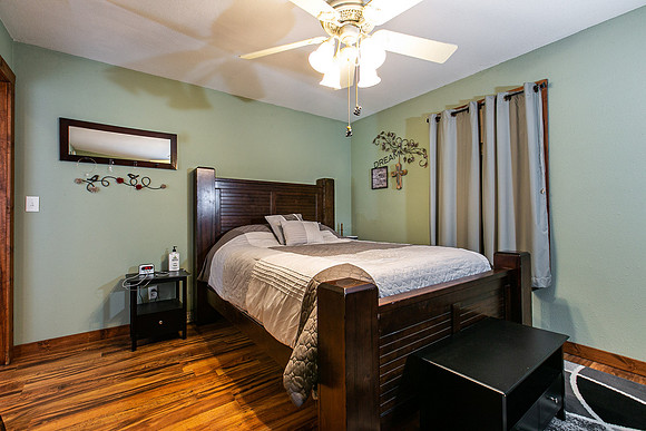 CABIN 15_022
