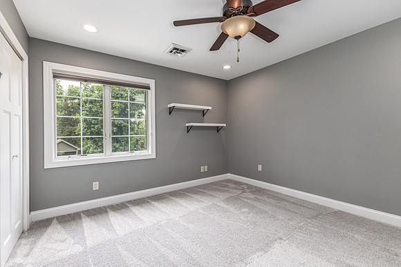 12146 WHISPERING MEADOWS034