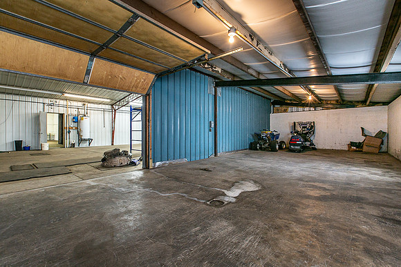 315 N MAIN019