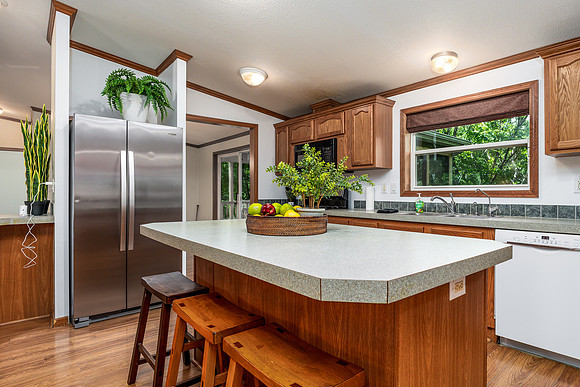3881 SANDY HOOK RD013