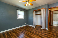 2222 WOODLAWN020