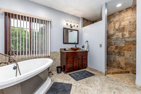 12146 WHISPERING MEADOWS020