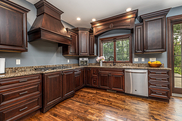 12146 WHISPERING MEADOWS010