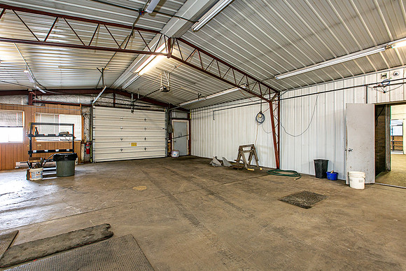 315 N MAIN016