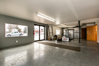 315 N MAIN003