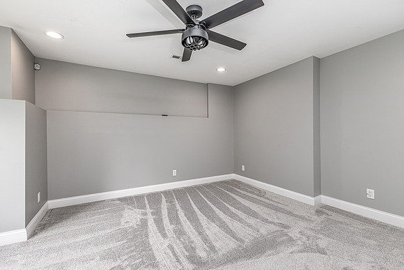 12146 WHISPERING MEADOWS040