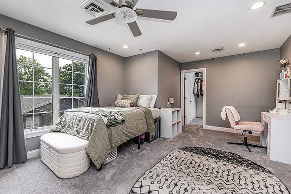 12146 WHISPERING MEADOWS027