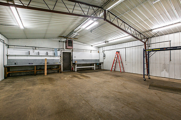 315 N MAIN014