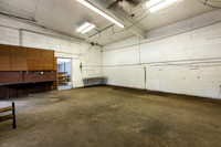 315 N MAIN010