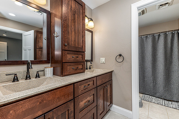 12146 WHISPERING MEADOWS035