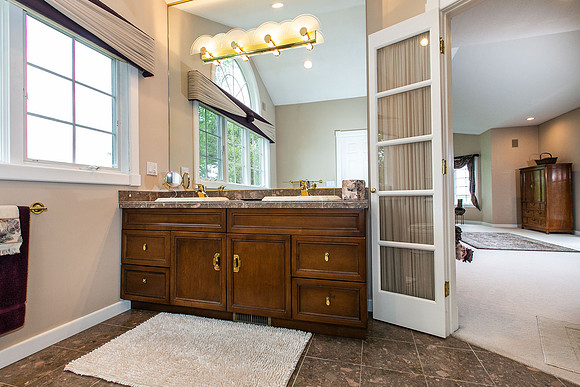 14013 BARRINGTON_028