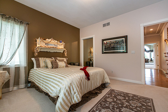 14013 BARRINGTON_023