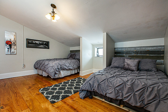 447 SUMMIT028