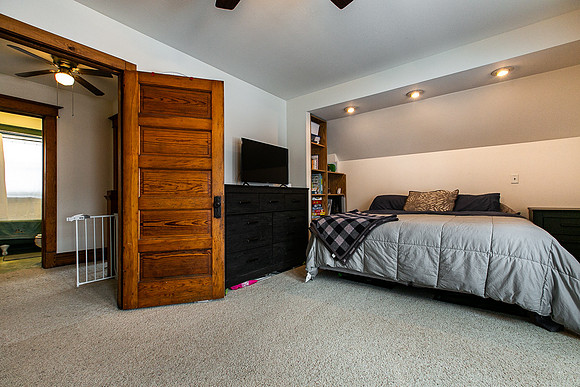 839 AIR HILL023