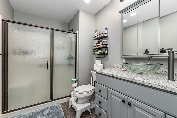 12146 WHISPERING MEADOWS031
