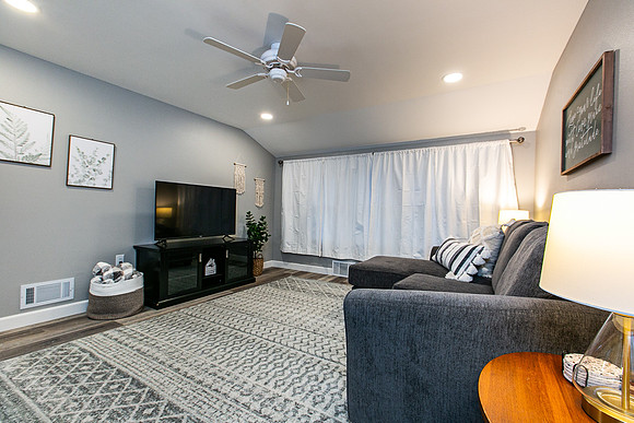 2804 CENTRAL025