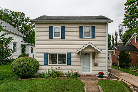 1381 WEST 5TH001