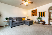 1381 WEST 5TH003