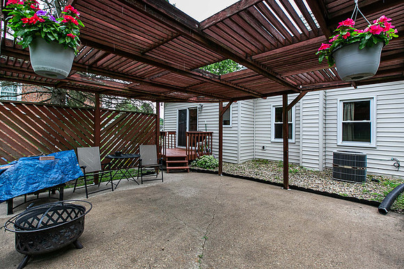 1381 WEST 5TH030