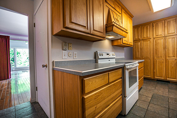 8A285 MADISON CT_010