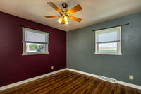 2222 WOODLAWN019