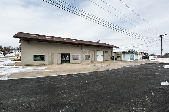 315 N MAIN001
