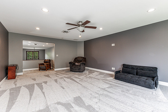 12146 WHISPERING MEADOWS026
