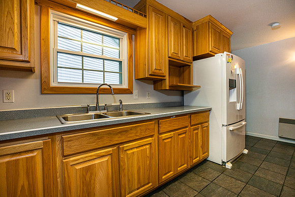 8A285 MADISON CT_013