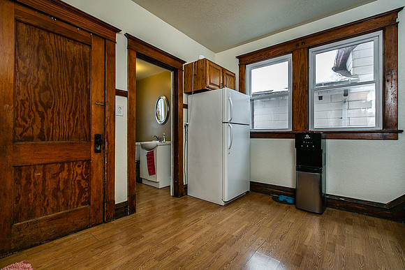 839 AIR HILL020