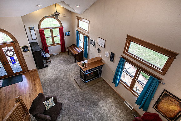 601 7TH AVE SW031