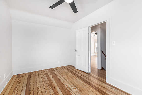 616 ELK ST 024