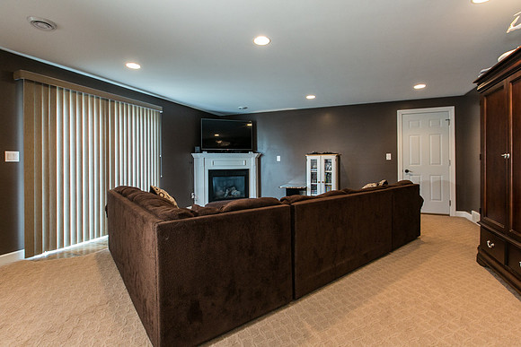 2266 JILL DR025