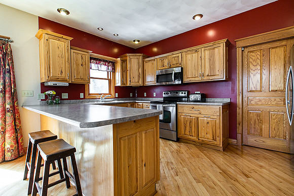 601 7TH AVE SW009