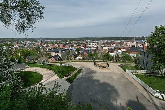 1095 GROVE TERRACE029