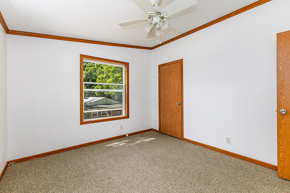 3881 SANDY HOOK RD031