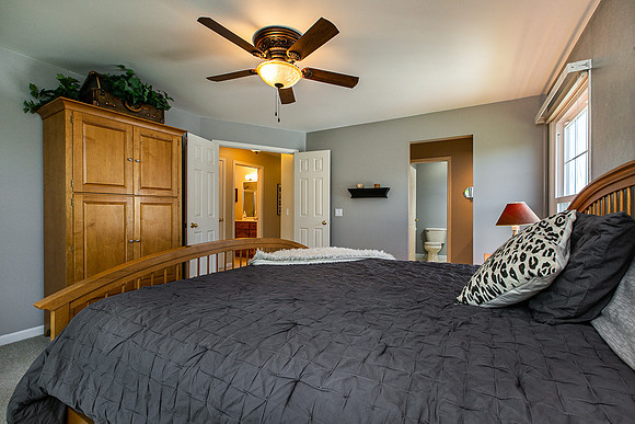 3233 LAKE RIDGE023