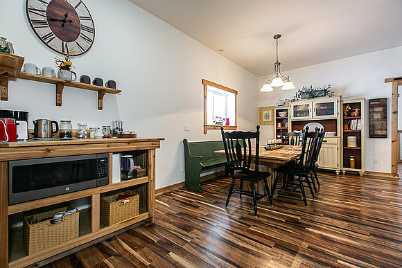 THE LODGE WEB029
