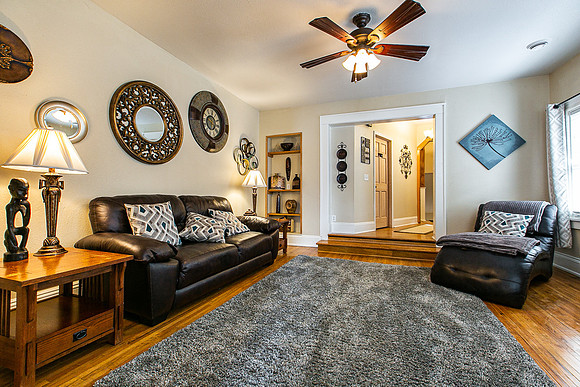 439 SUMMIT006