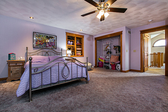601 7TH AVE SW038