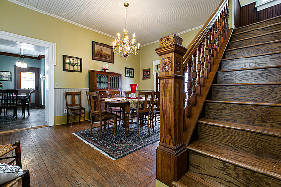 1245 HIGHLAND PL019